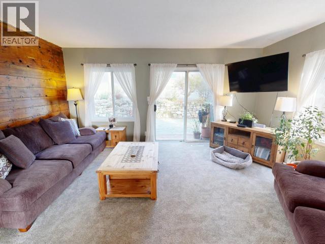 7241 WARNER STREET, Powell River