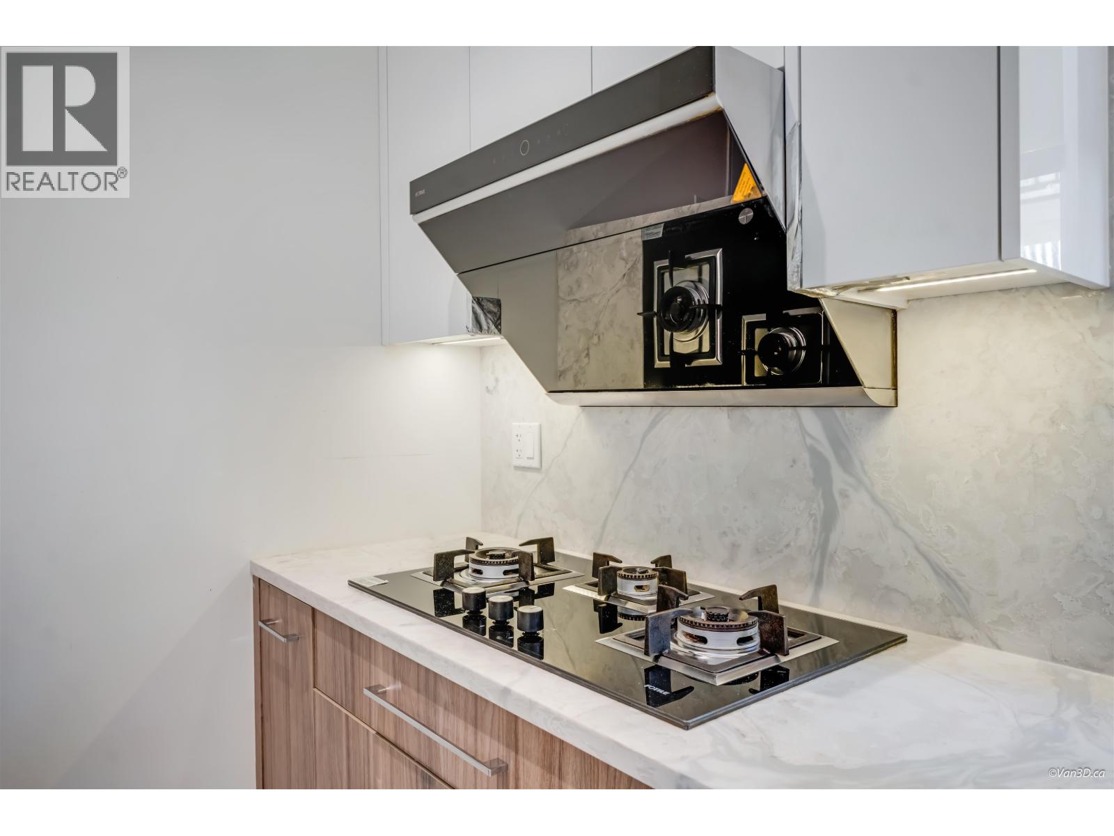 3771 BOWEN Drive, Richmond