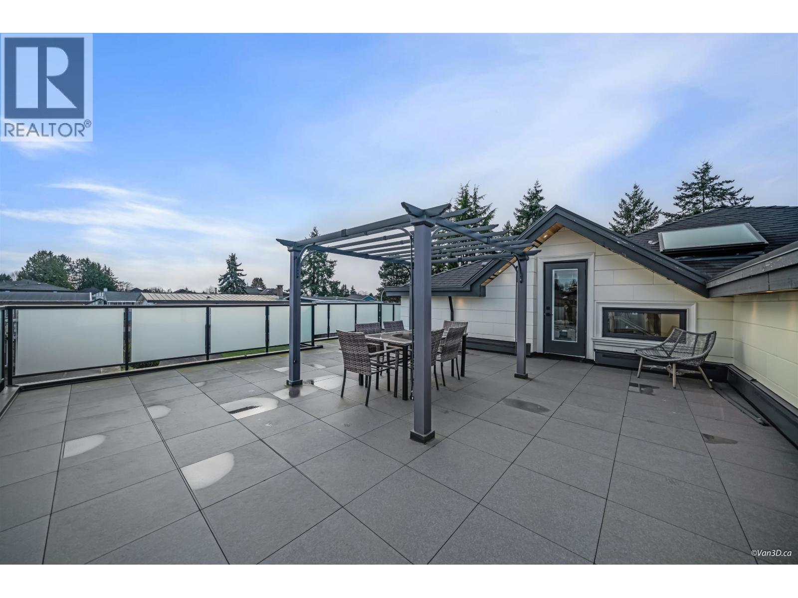 3771 BOWEN Drive, Richmond