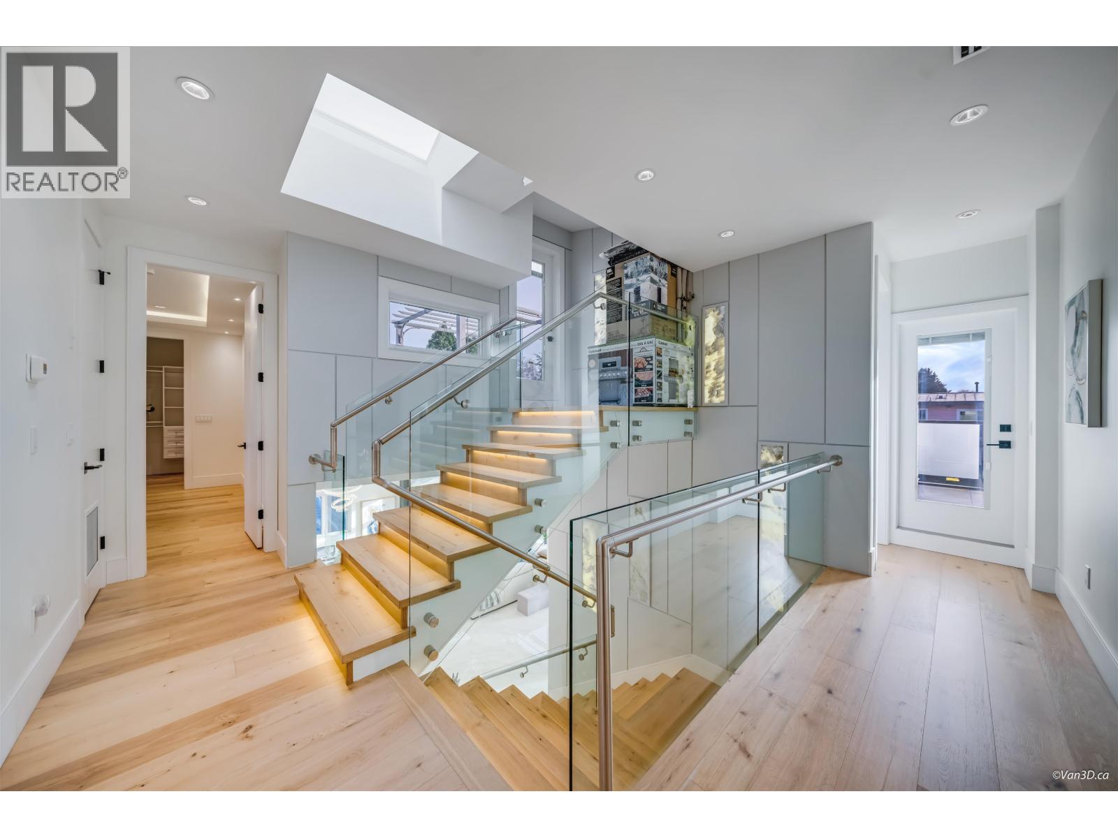 3771 BOWEN Drive, Richmond