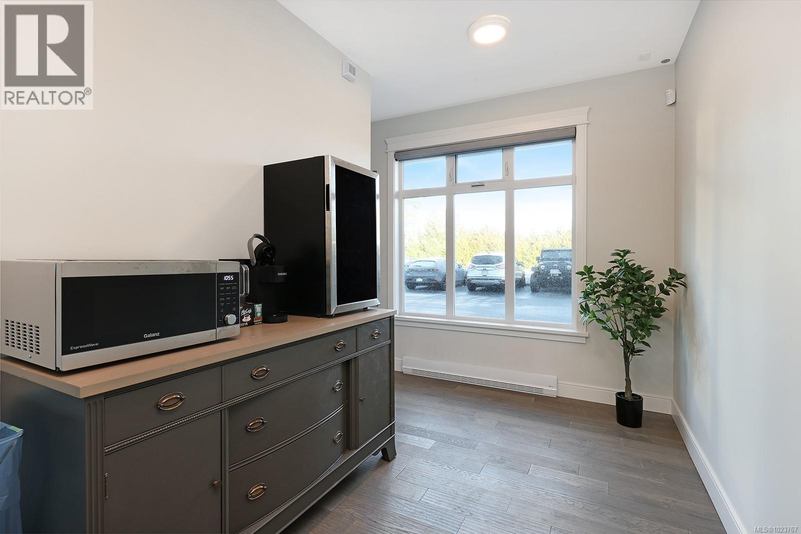 1 640 Anderton Rd, Comox