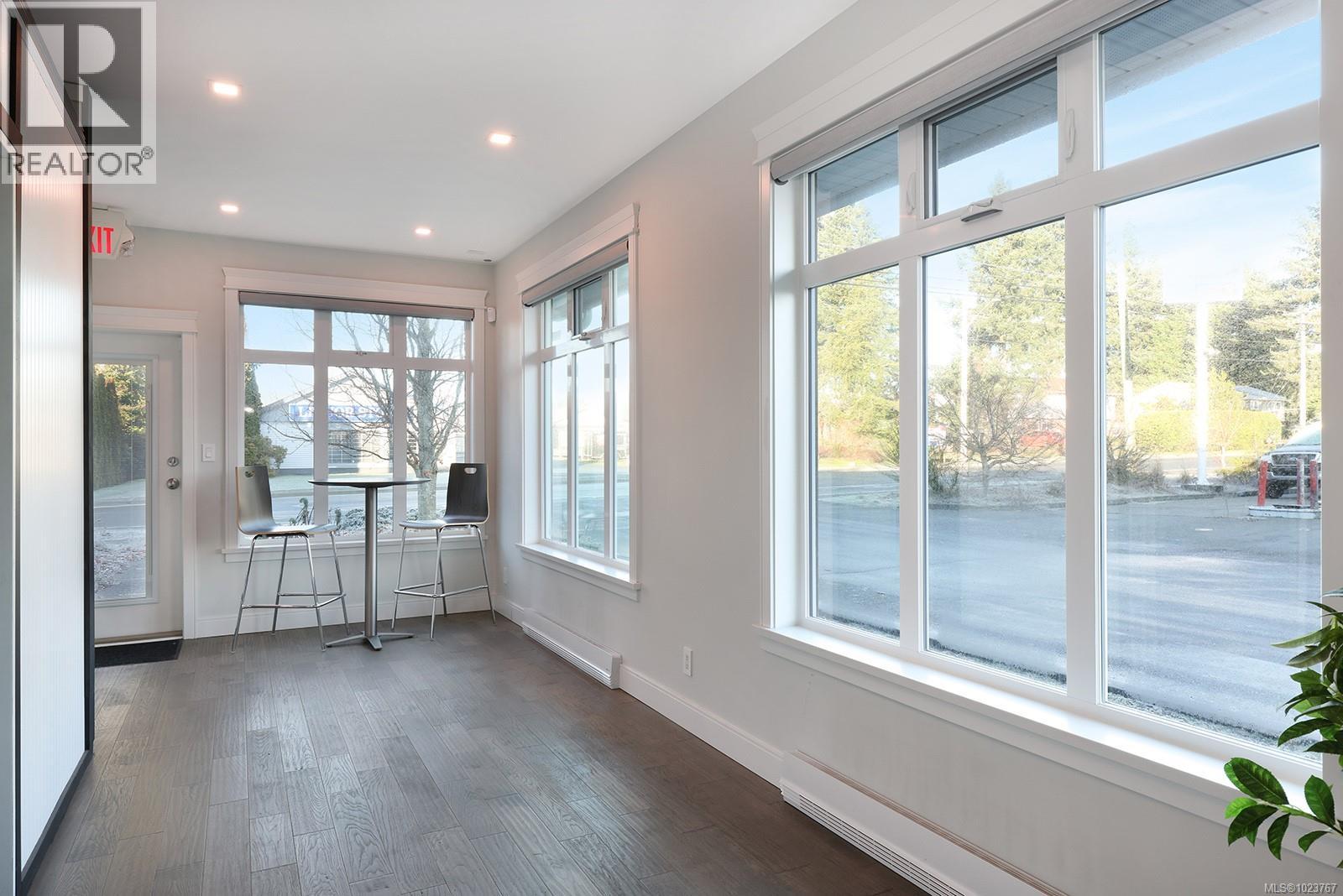 1 640 Anderton Rd, Comox