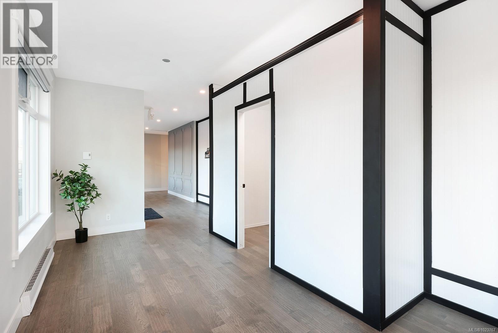 1 640 Anderton Rd, Comox