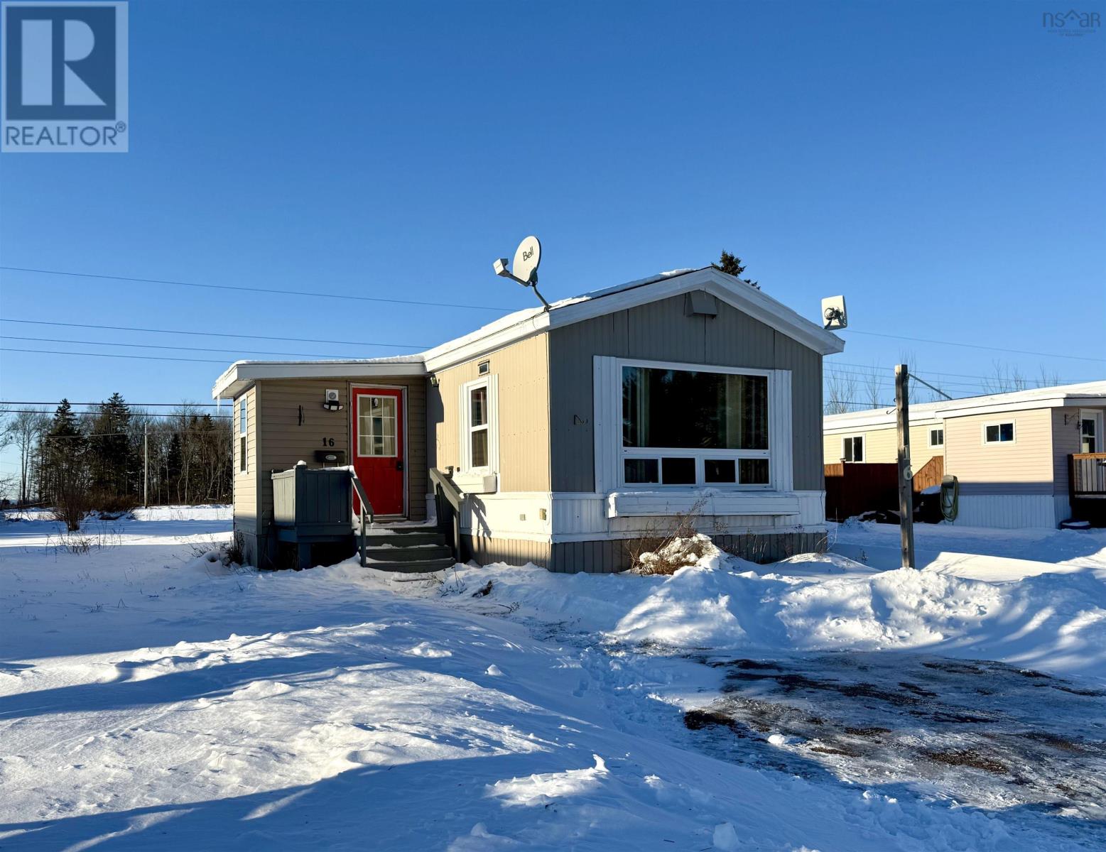 Property photo of 16 Brentwood Estates