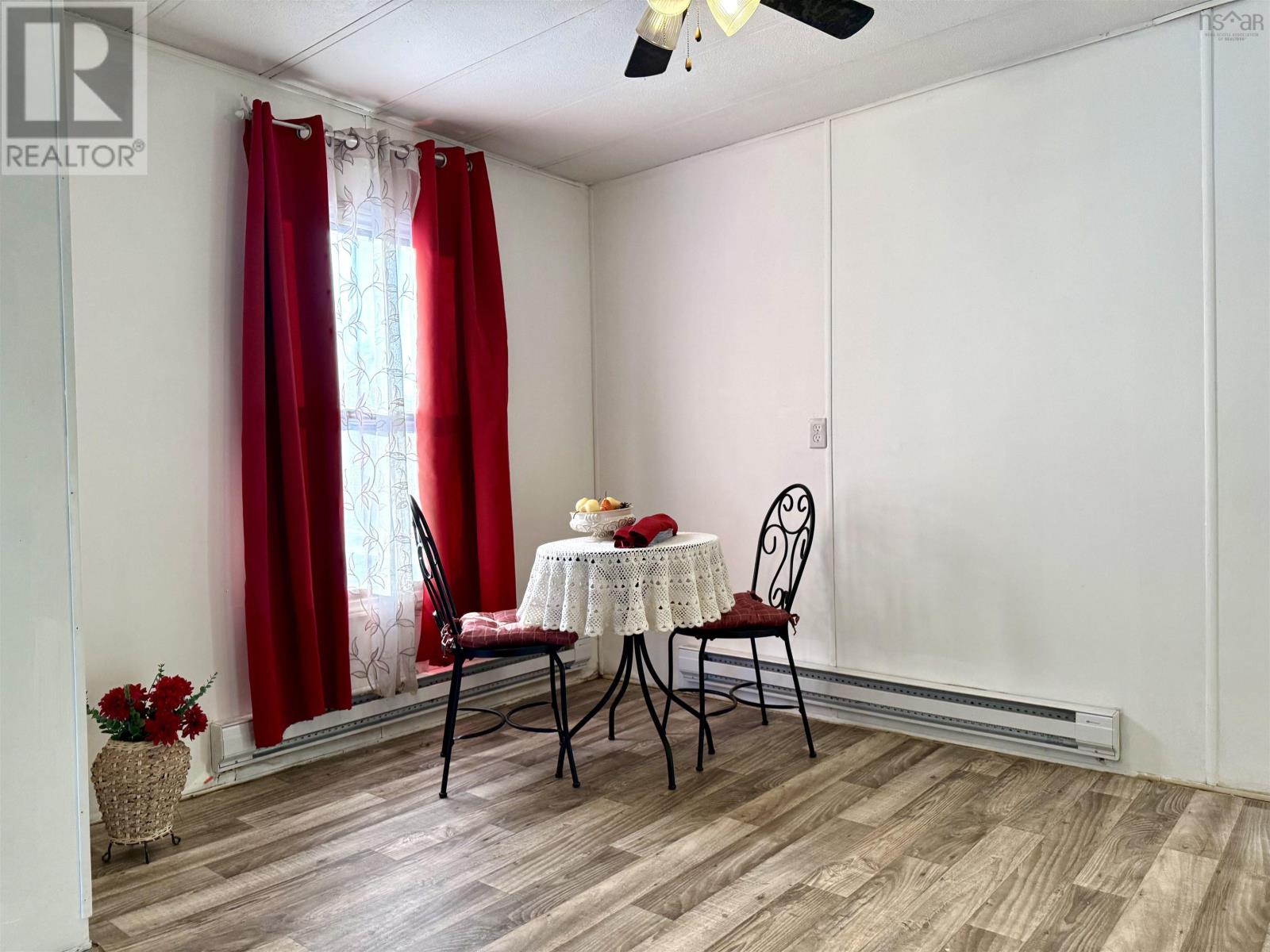 Property 14 of 30 of 16 Brentwood Estates