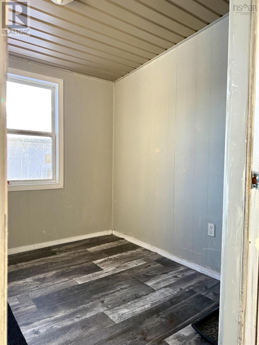 Property 7 of 30 of 16 Brentwood Estates