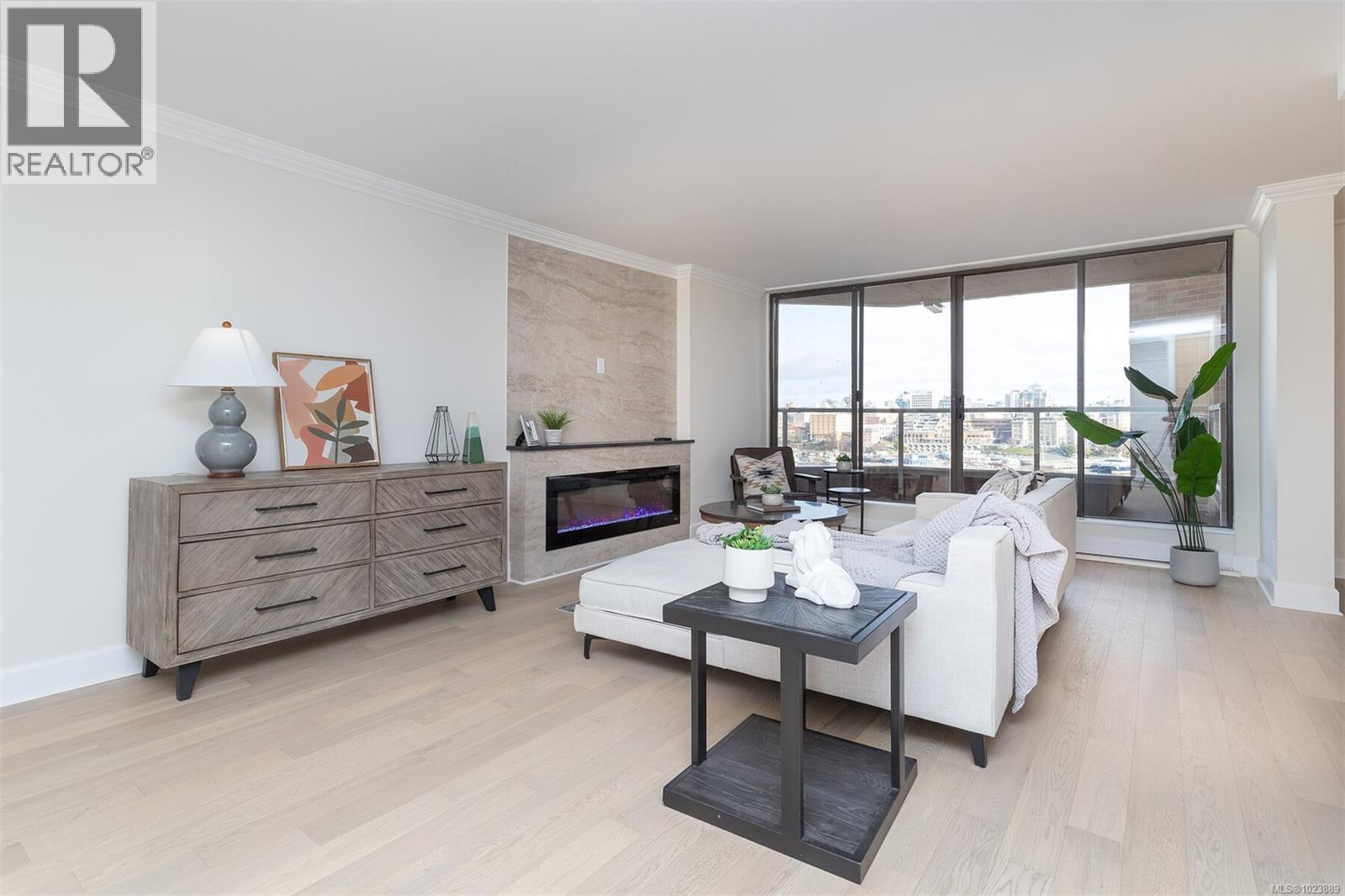 807 225 Belleville Street, Victoria