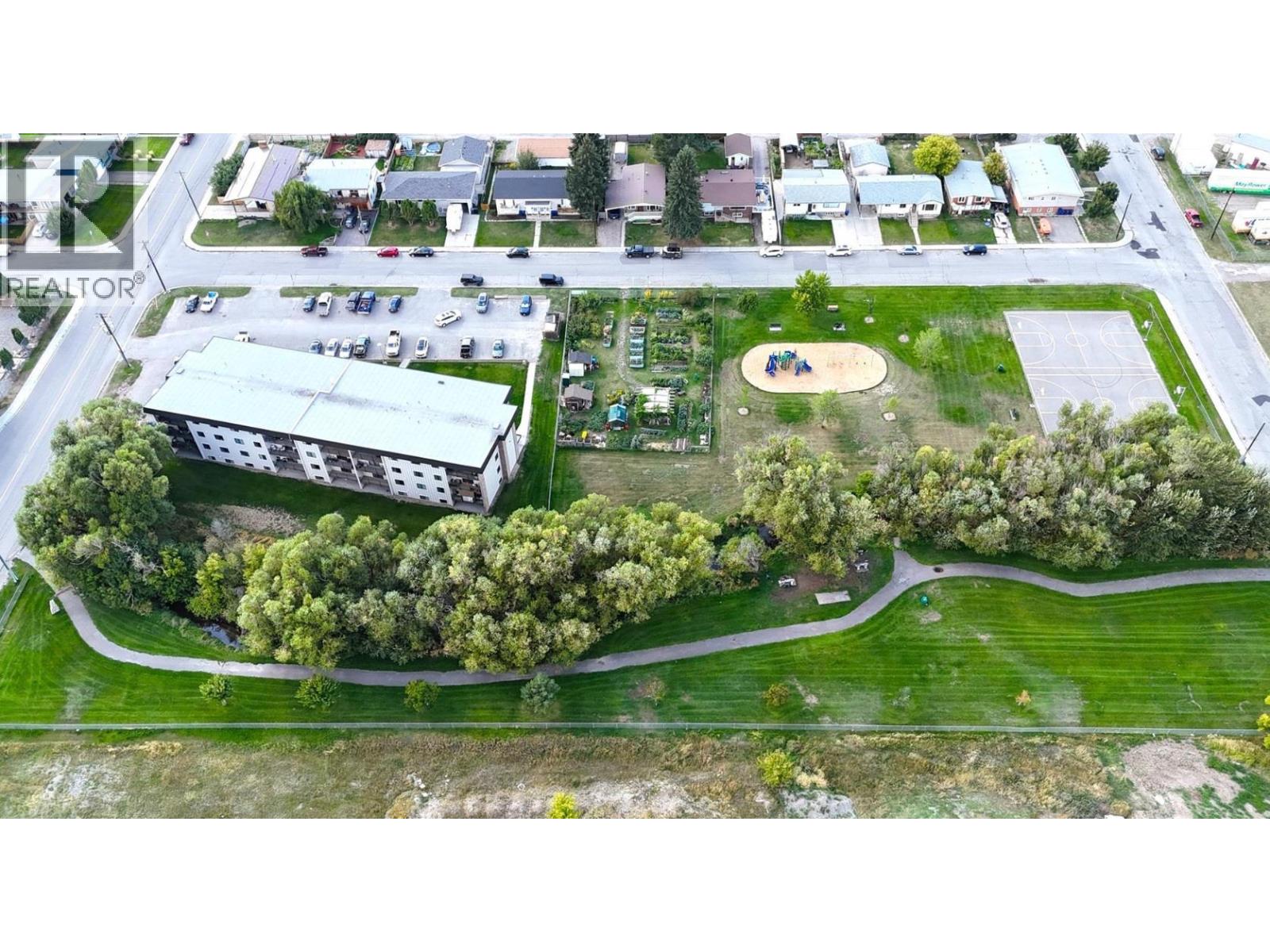 606 18TH Avenue N Unit# 203, Cranbrook