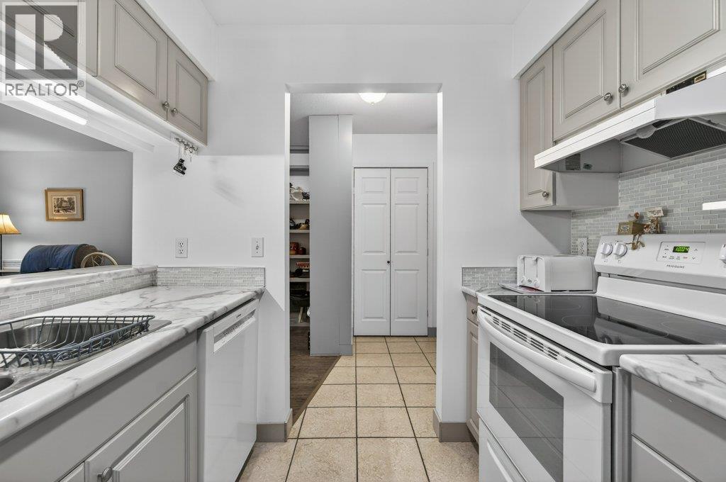 209 650 3 Street Southwest, Salmon Arm