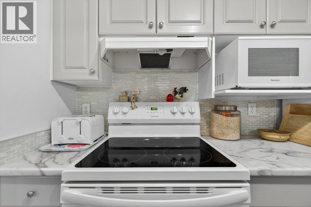 209 650 3 Street Southwest, Salmon Arm