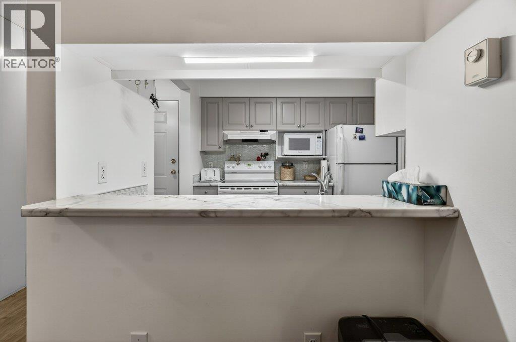 209 650 3 Street Southwest, Salmon Arm