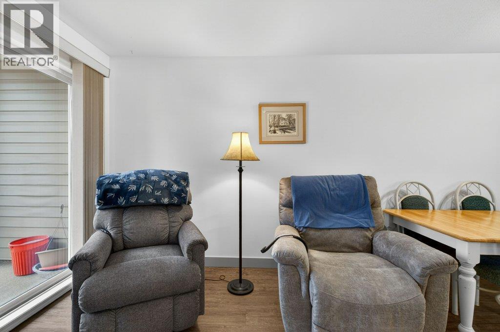 209 650 3 Street Southwest, Salmon Arm