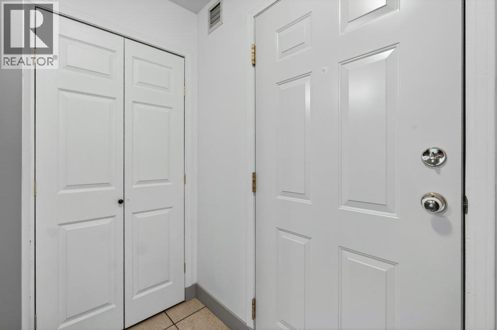 209 650 3 Street Southwest, Salmon Arm