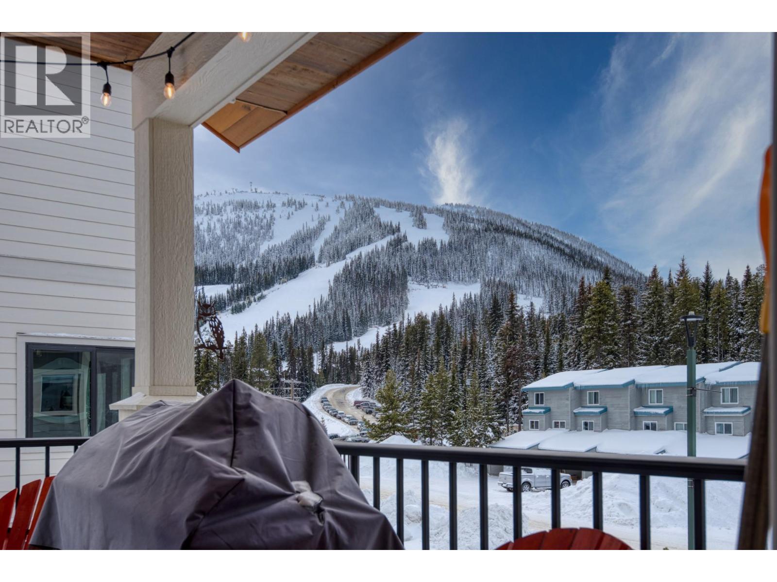 152 CLEARVIEW CRESCENT - 57