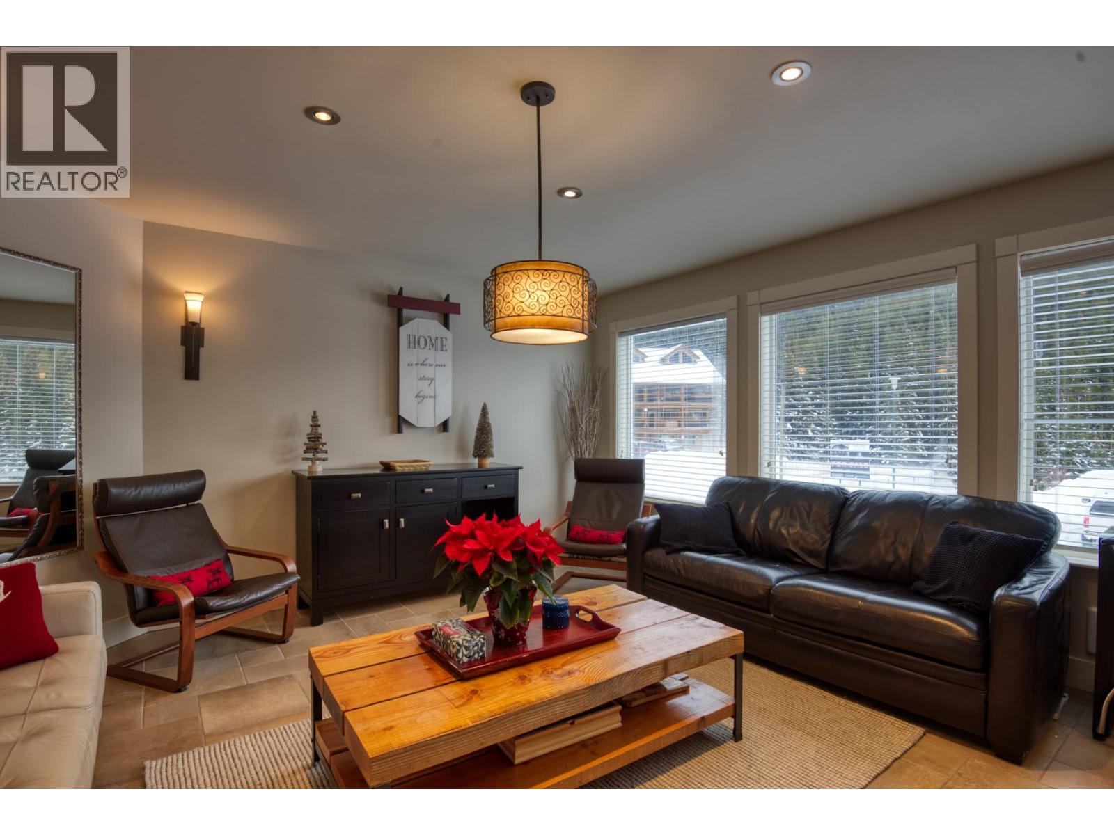 152 CLEARVIEW CRESCENT - 5