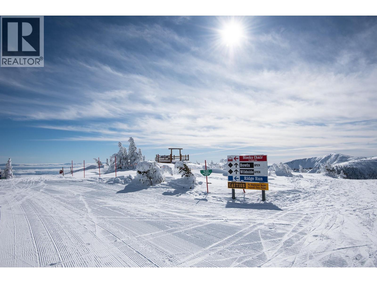 152 CLEARVIEW CRESCENT - 88