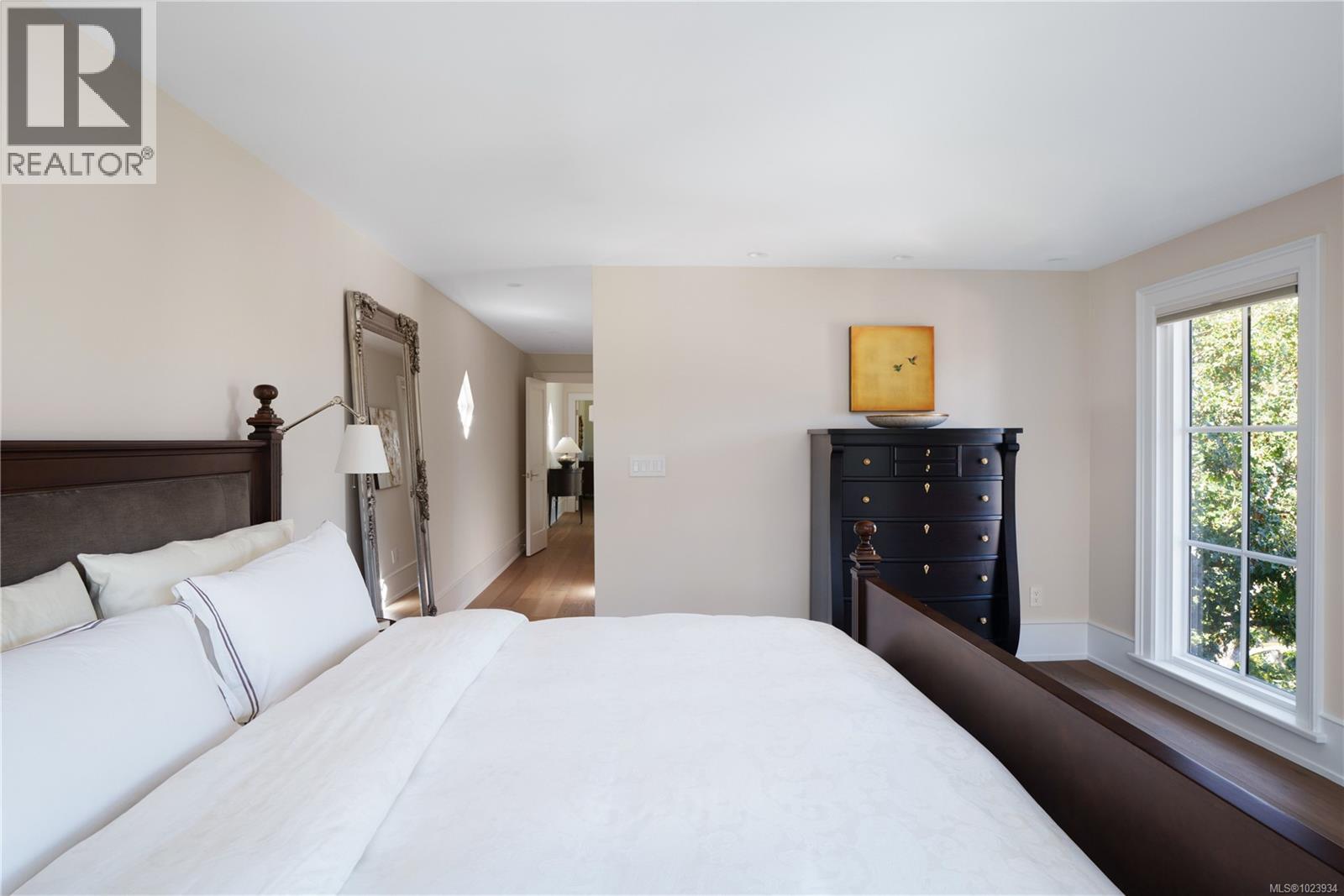  2175 Granite Street, Oak Bay