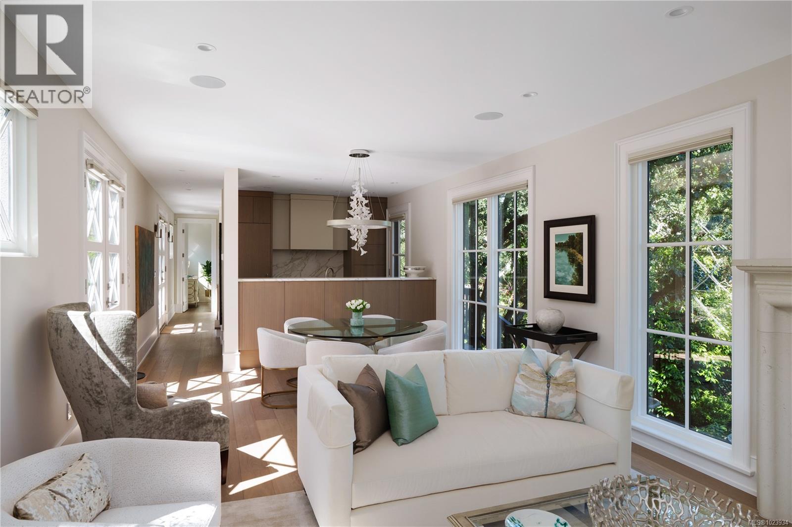  2175 Granite Street, Oak Bay