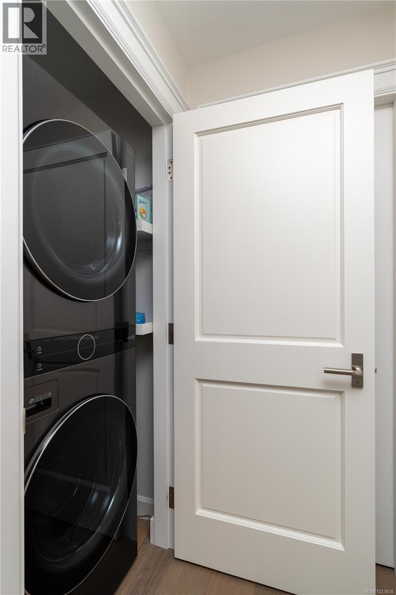  2175 Granite Street, Oak Bay