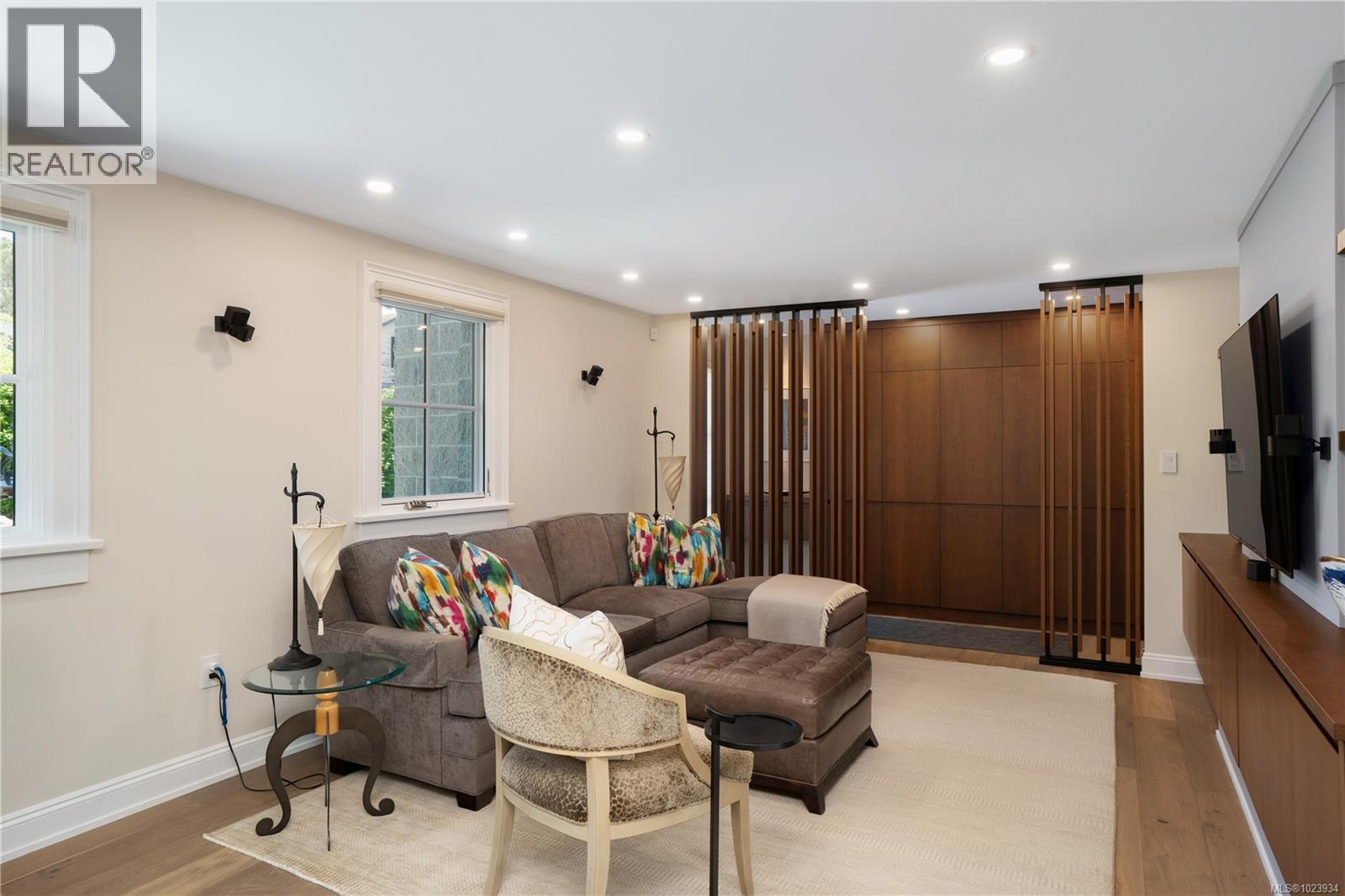  2175 Granite Street, Oak Bay