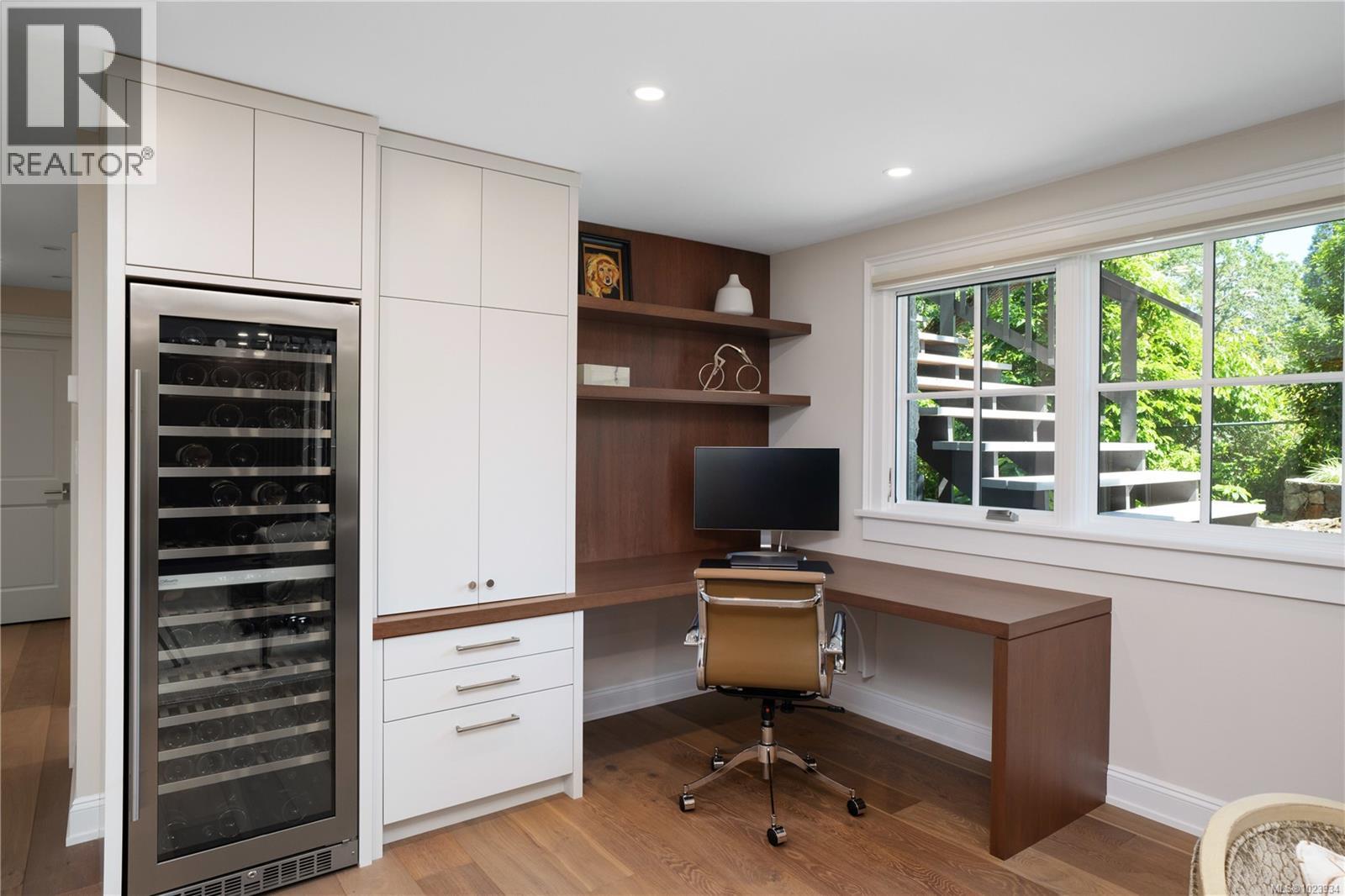  2175 Granite Street, Oak Bay