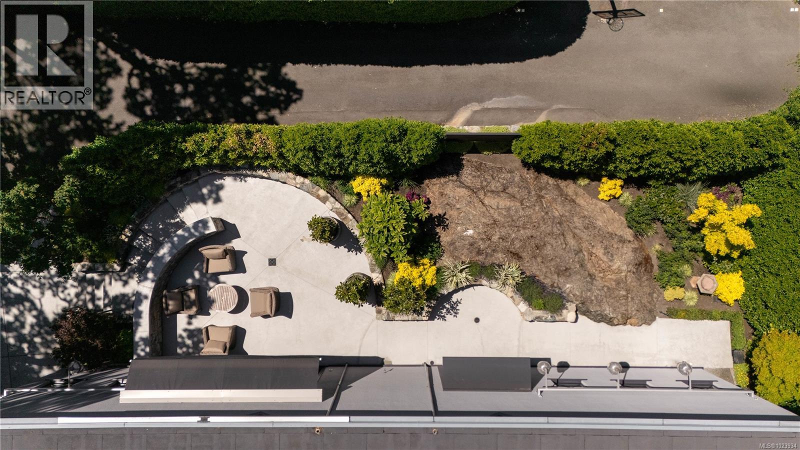  2175 Granite Street, Oak Bay