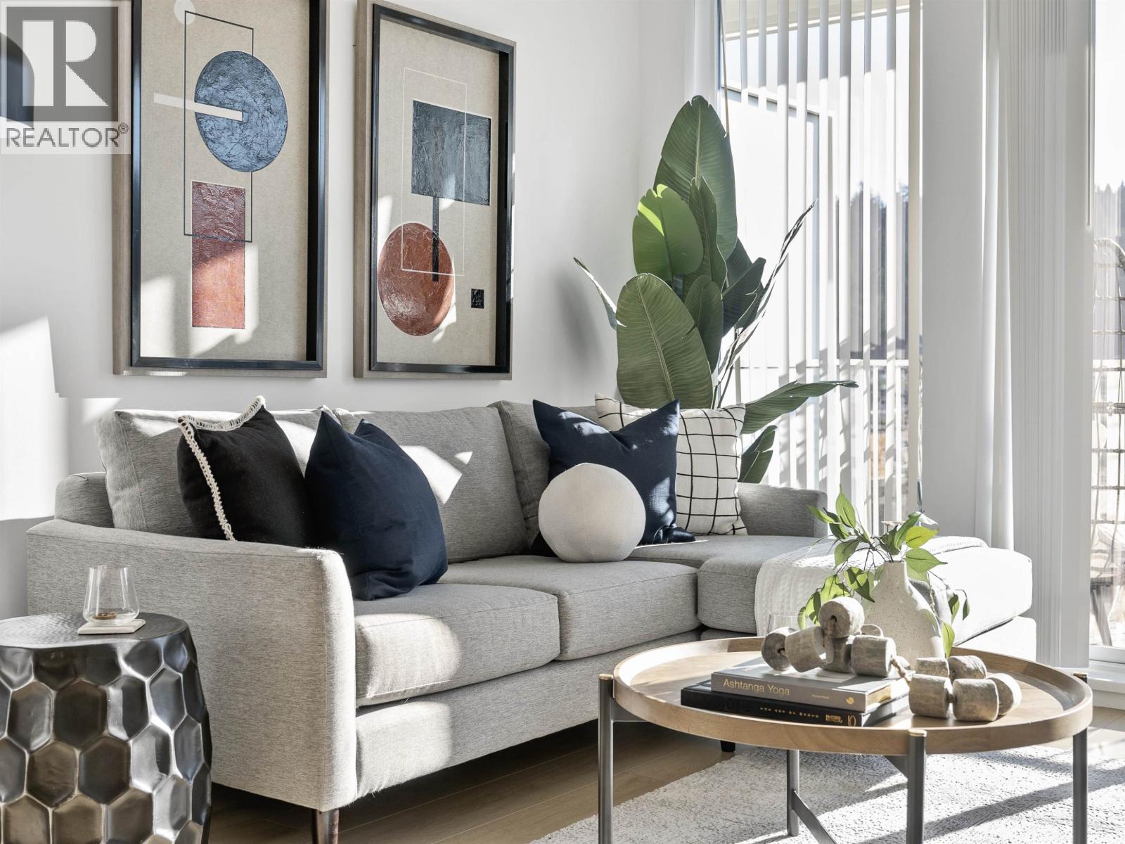 505 3055 MURRAY STREET