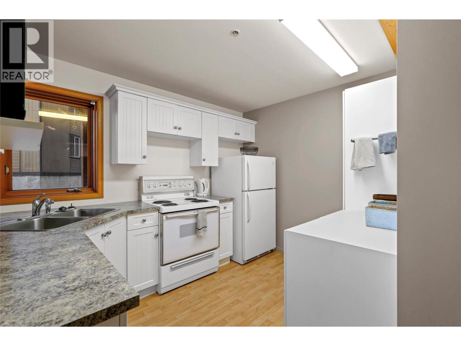 6395 Whiskey Jack Road - 16