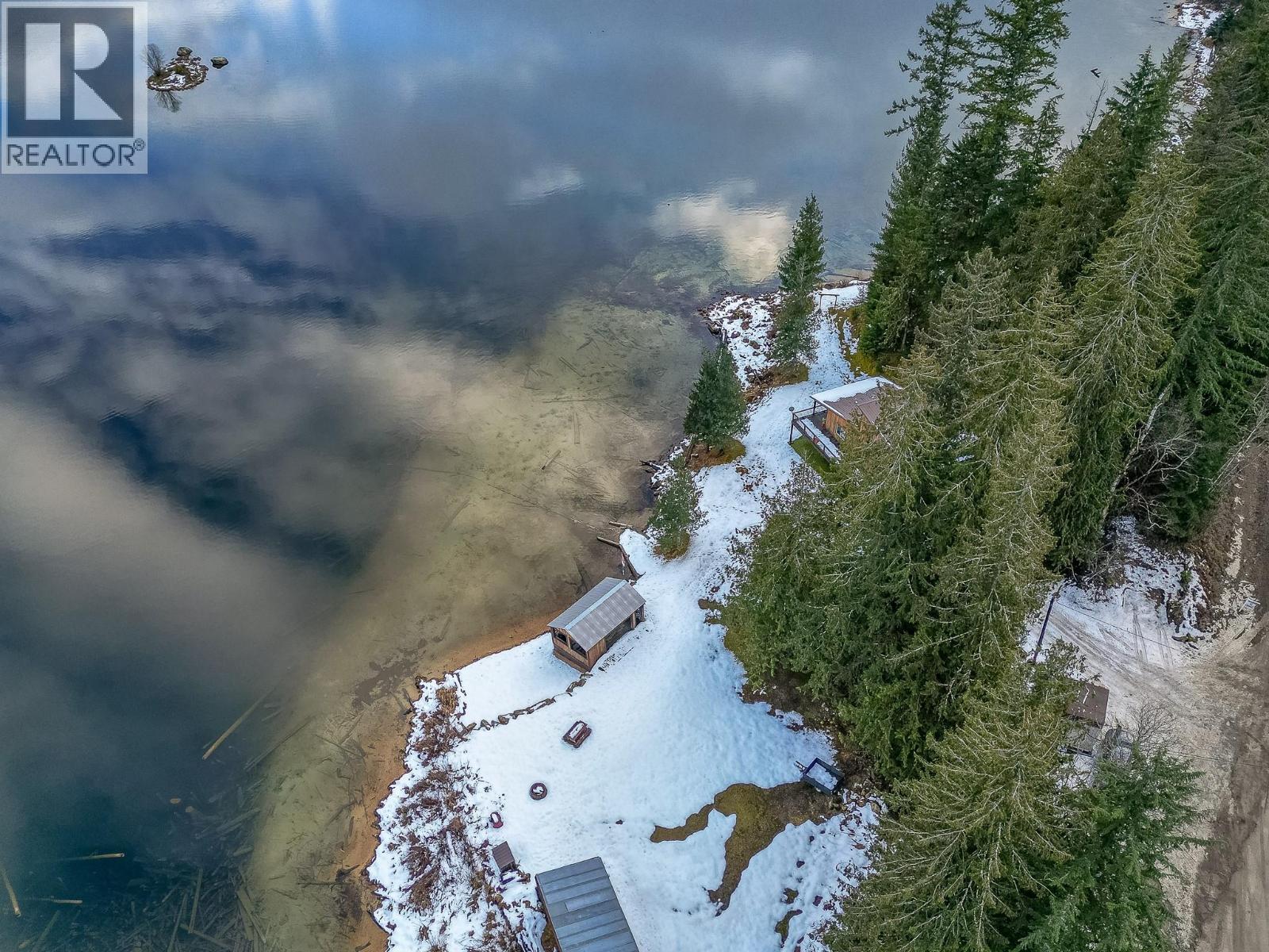 8323 Trans Canada Highway, Revelstoke