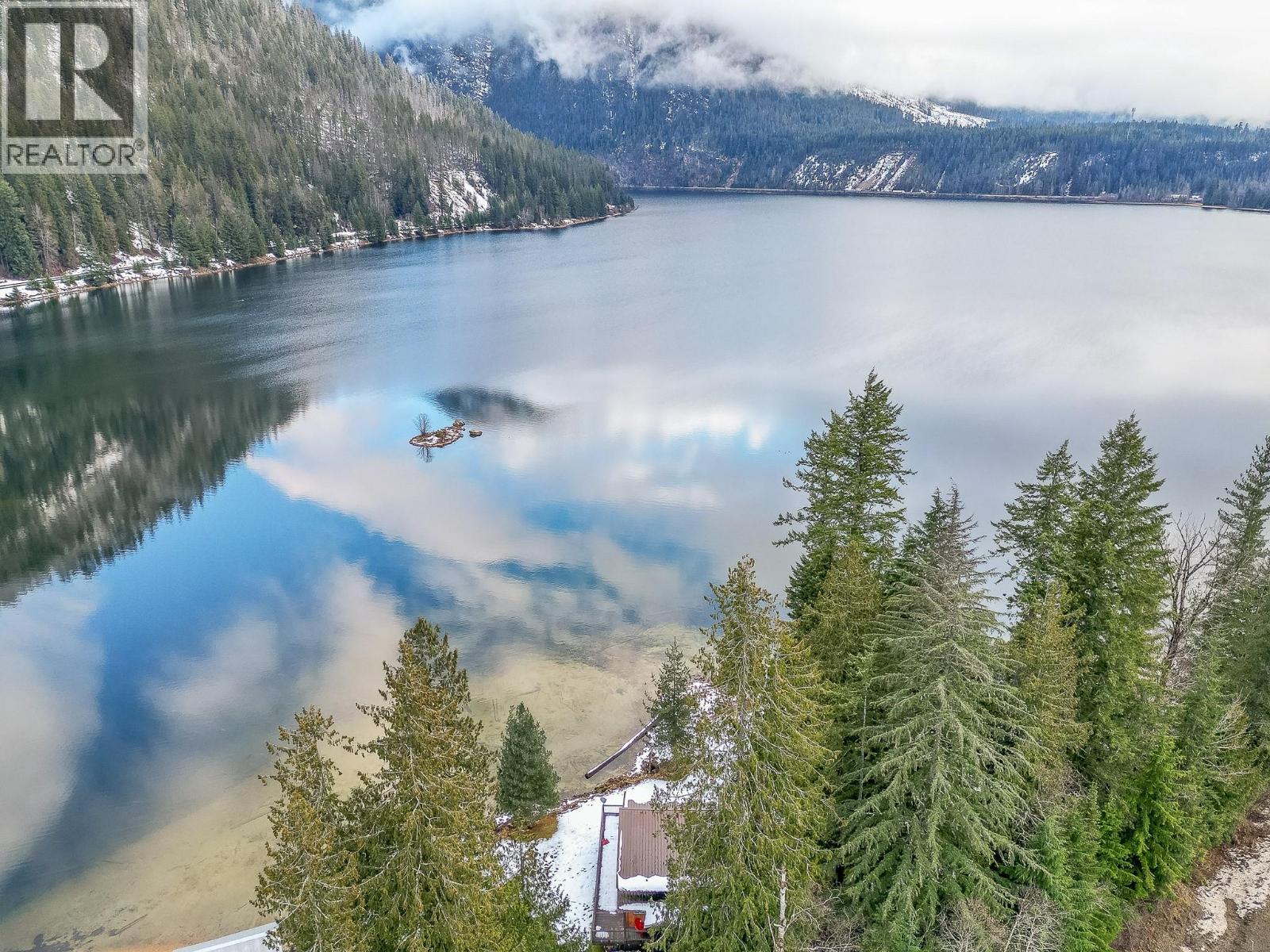 8323 Trans Canada Highway, Revelstoke