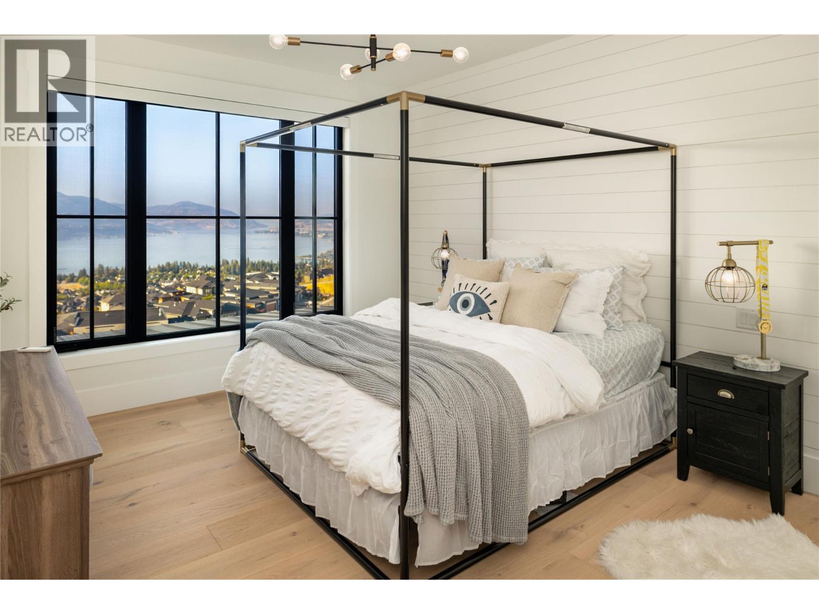  5635 UPPER MISSION Court, Kelowna