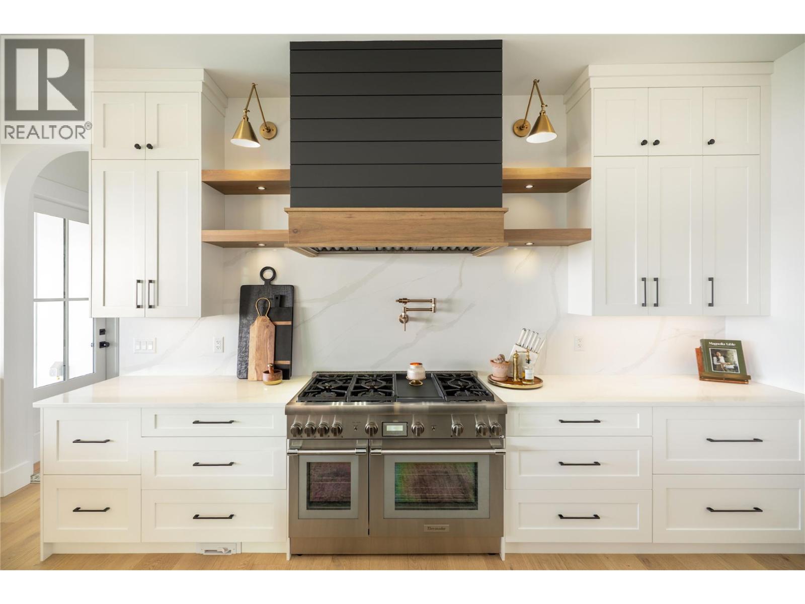  5635 UPPER MISSION Court, Kelowna