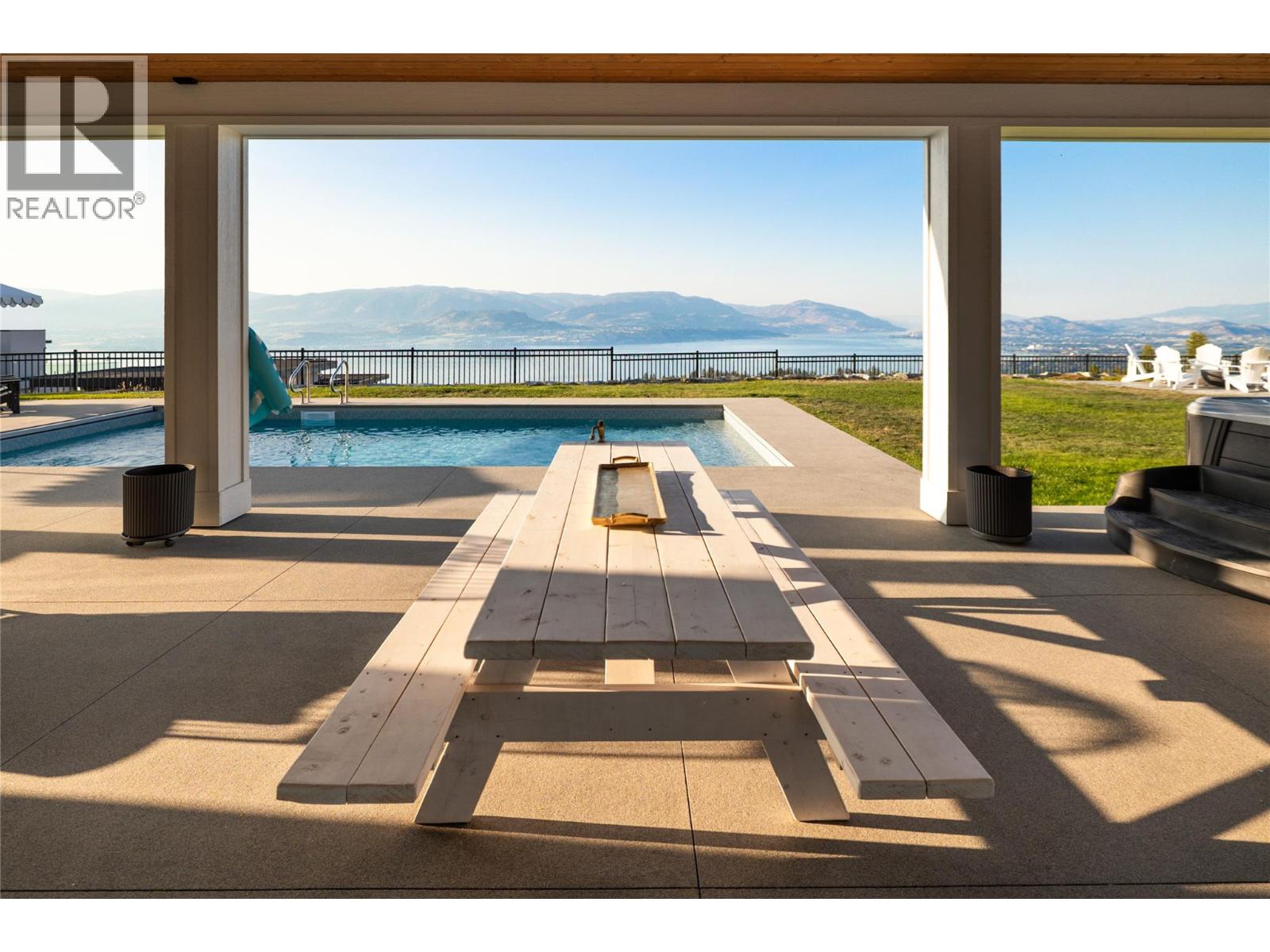  5635 UPPER MISSION Court, Kelowna