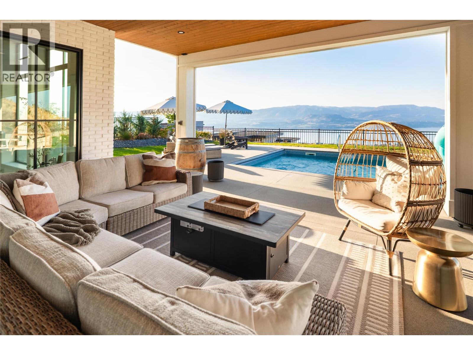  5635 UPPER MISSION Court, Kelowna