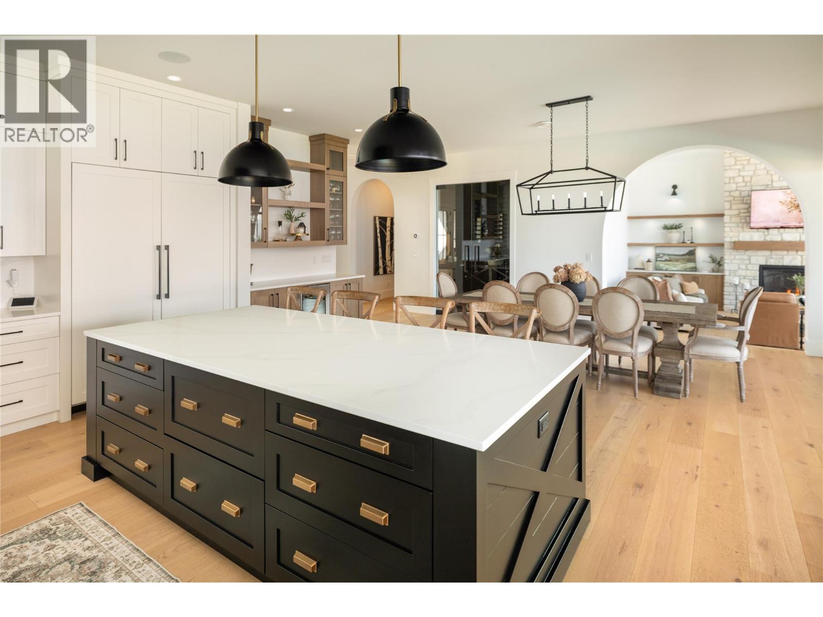  5635 UPPER MISSION Court, Kelowna