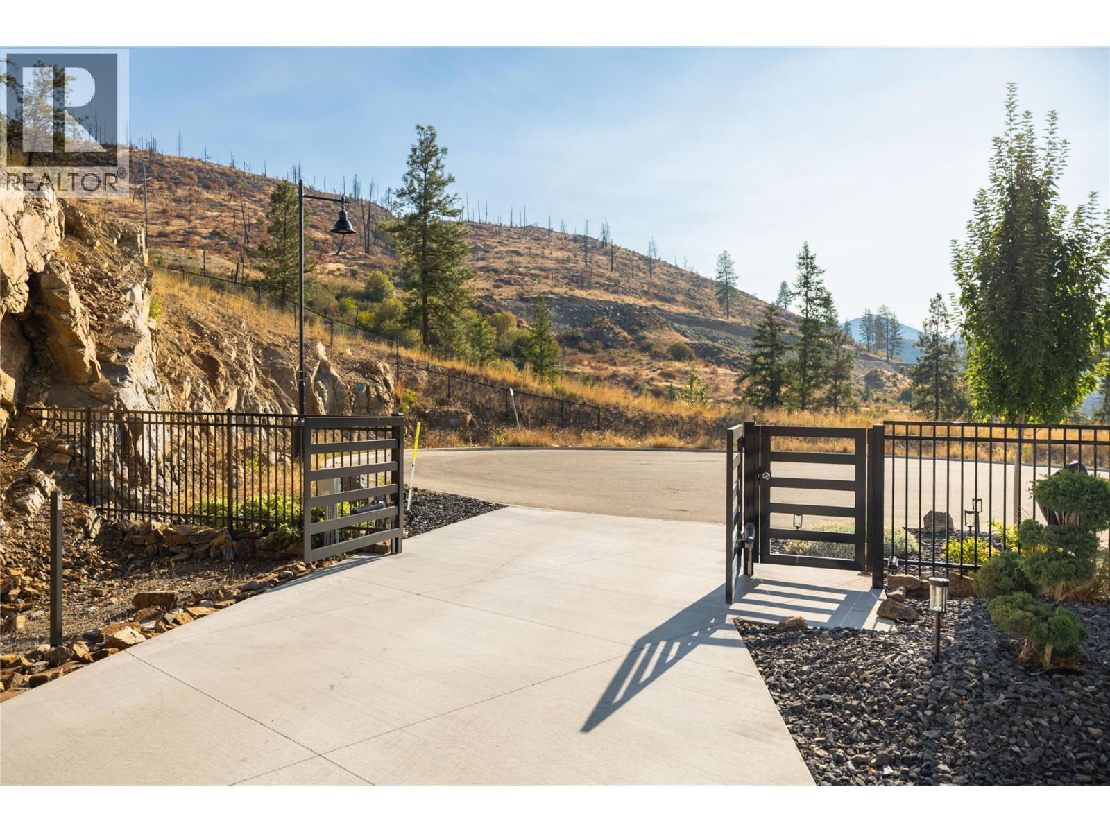  5635 UPPER MISSION Court, Kelowna