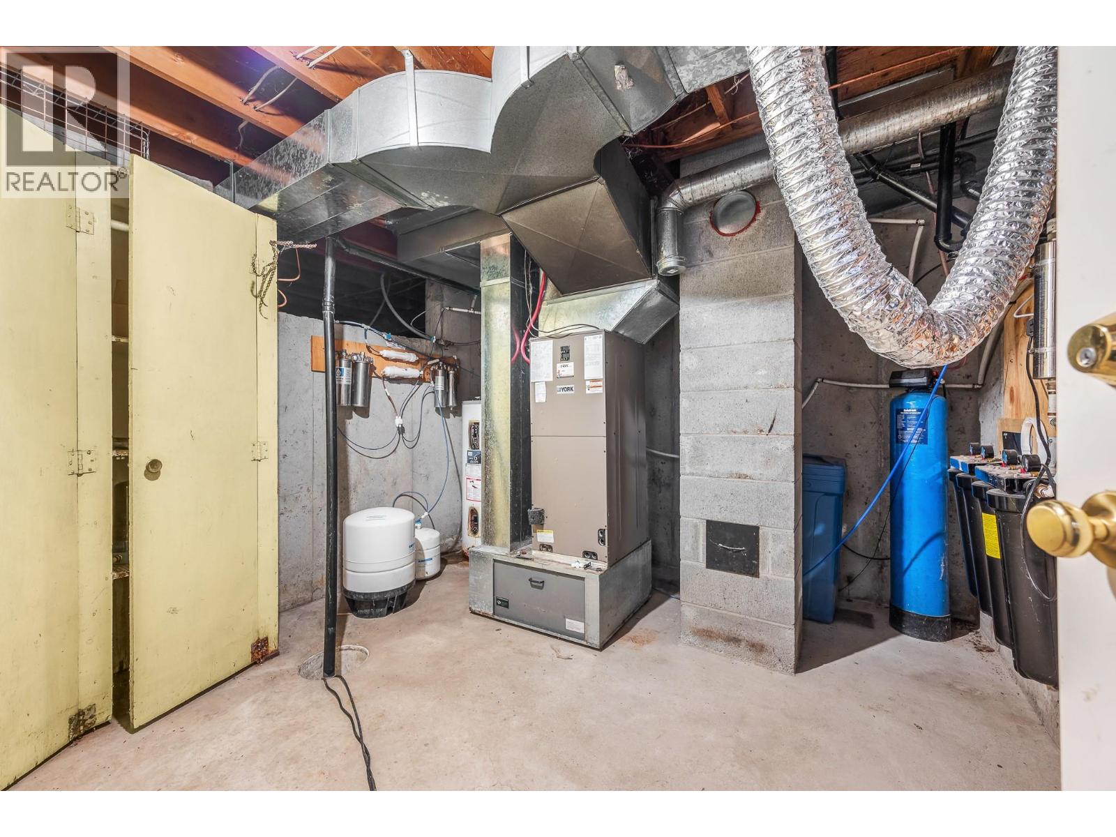  3575 Canyon Road, Spallumcheen