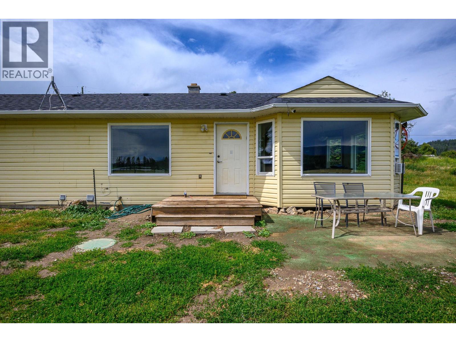  3575 Canyon Road, Spallumcheen