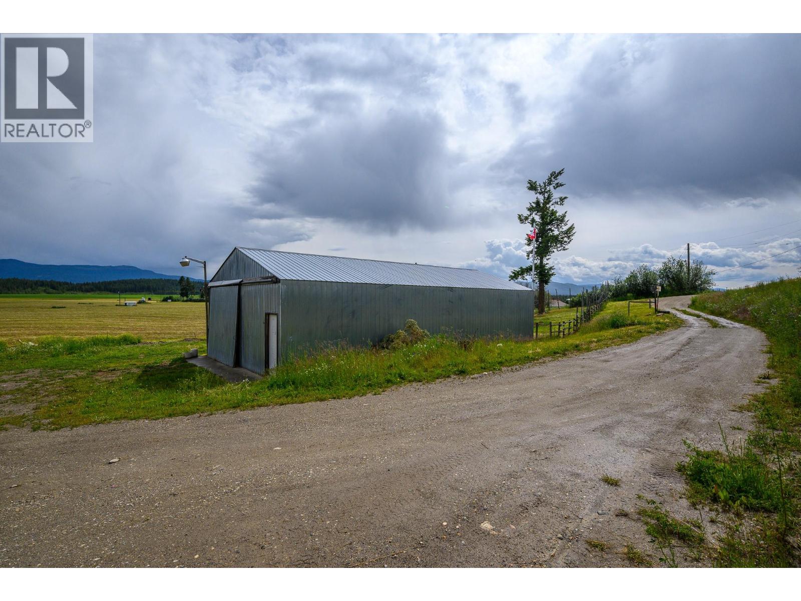  3575 Canyon Road, Spallumcheen