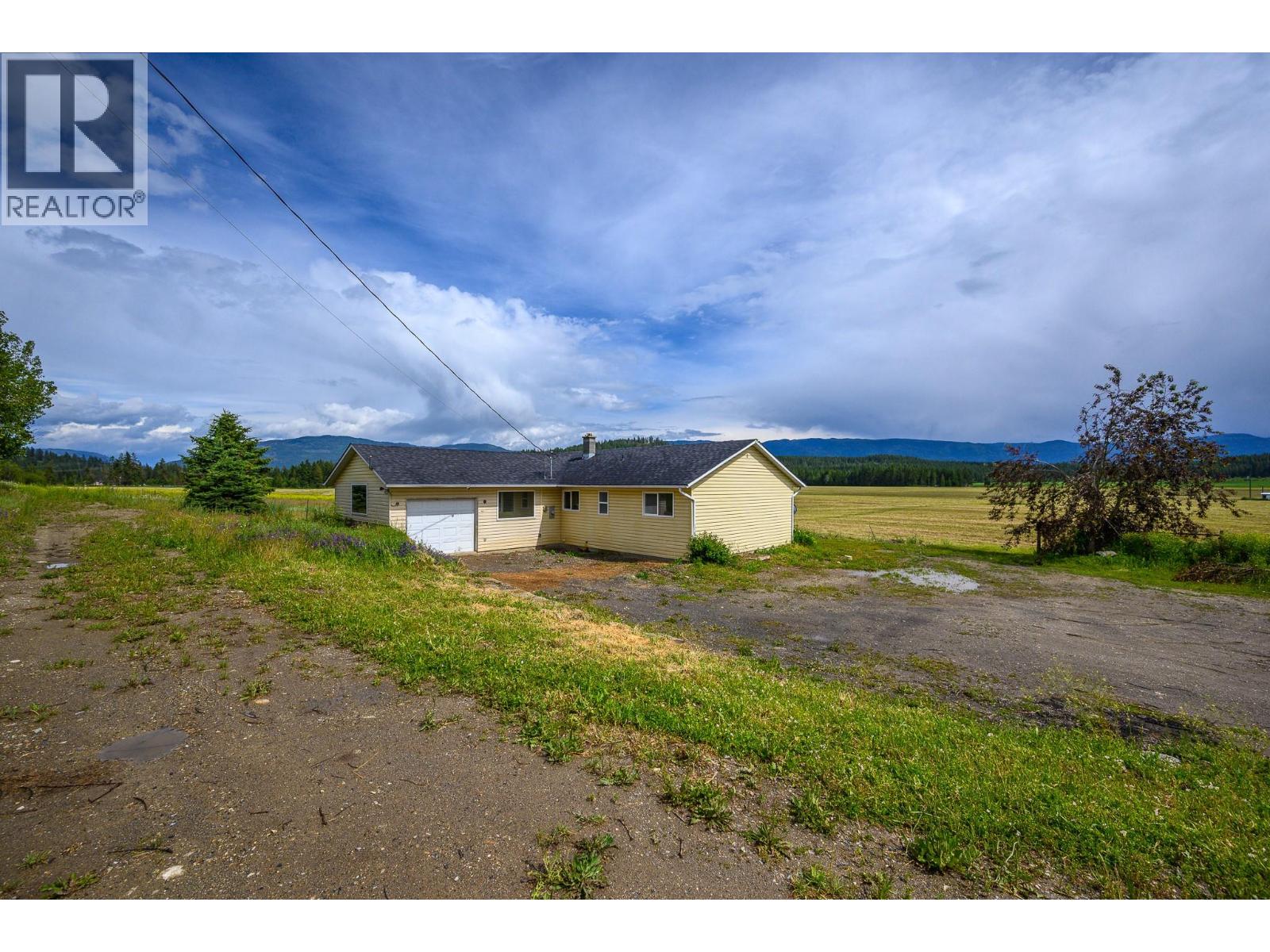  3575 Canyon Road, Spallumcheen