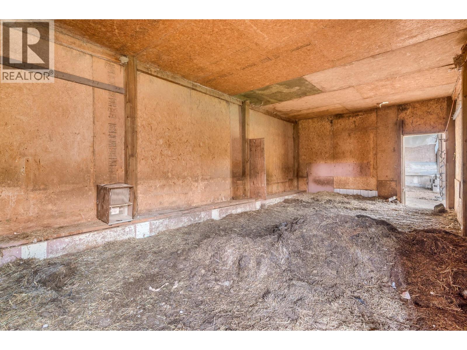  3575 Canyon Road, Spallumcheen