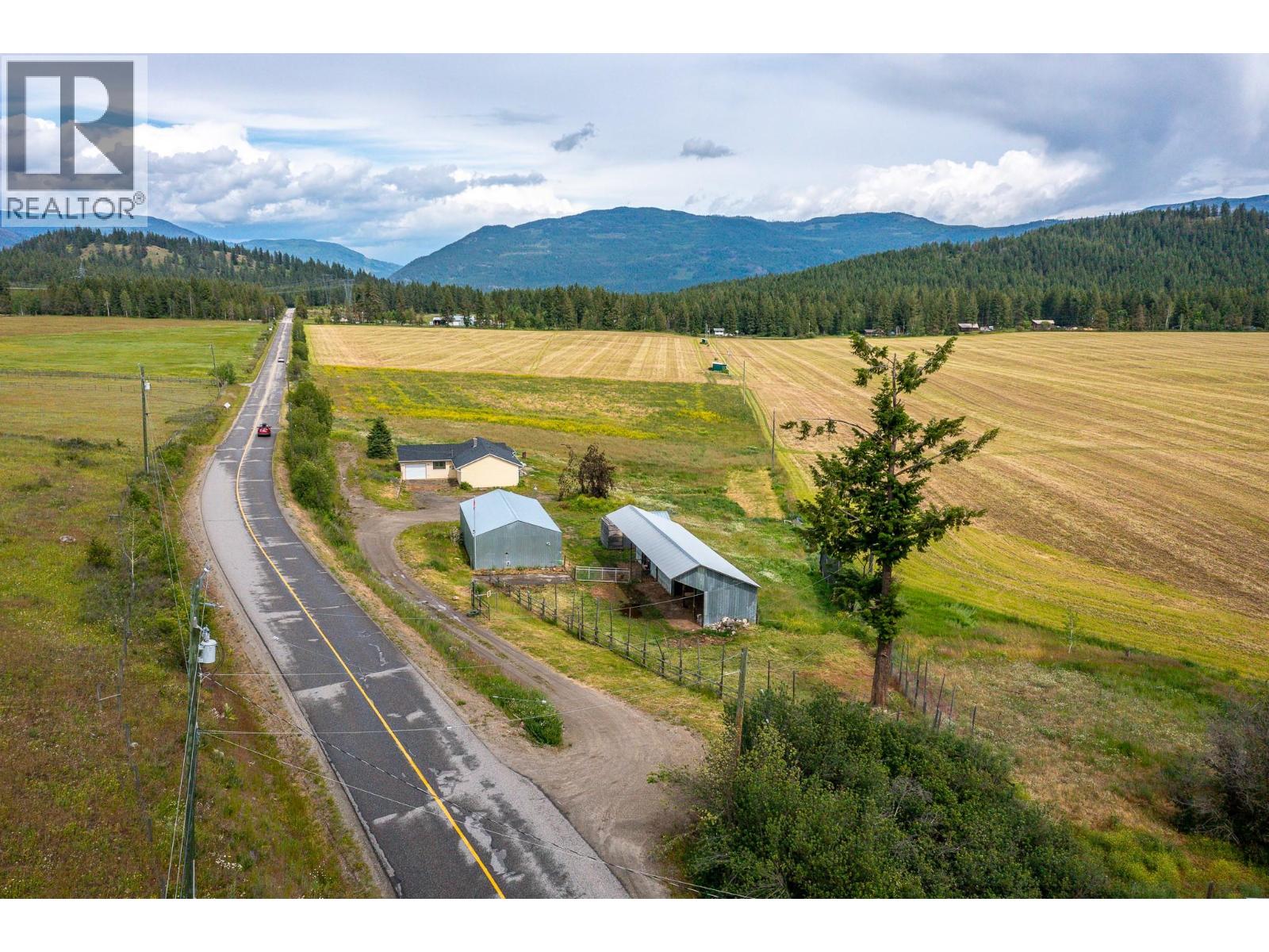  3575 Canyon Road, Spallumcheen