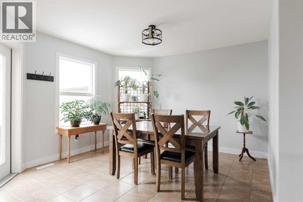 129 Honeysuckle Way, Fort McMurray