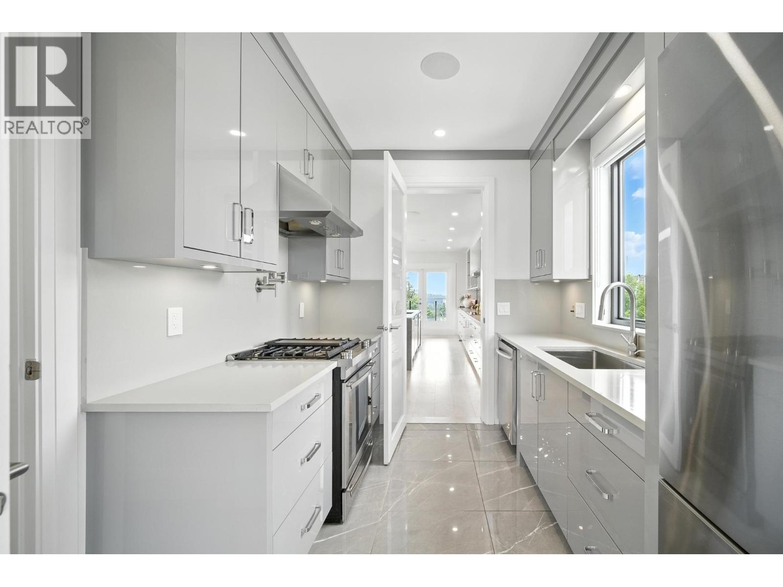 2113 DAWES HILL ROAD, Coquitlam