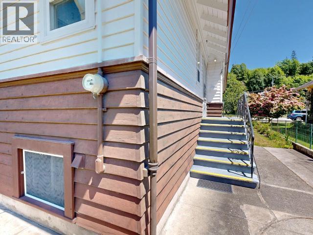 5751 MAPLE AVE, Powell River