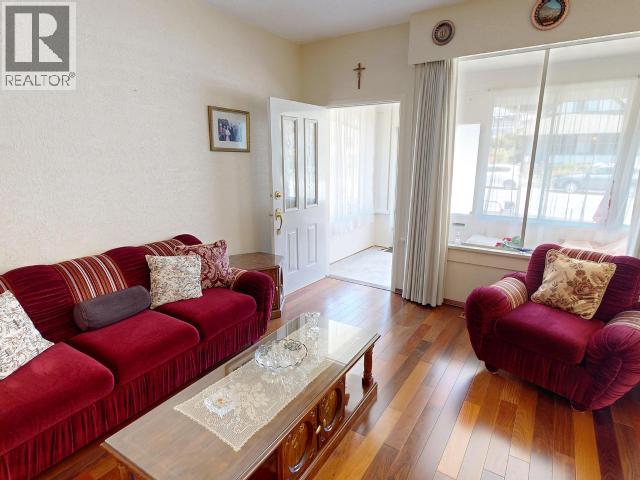 5751 MAPLE AVE, Powell River