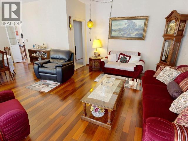 5751 MAPLE AVE, Powell River