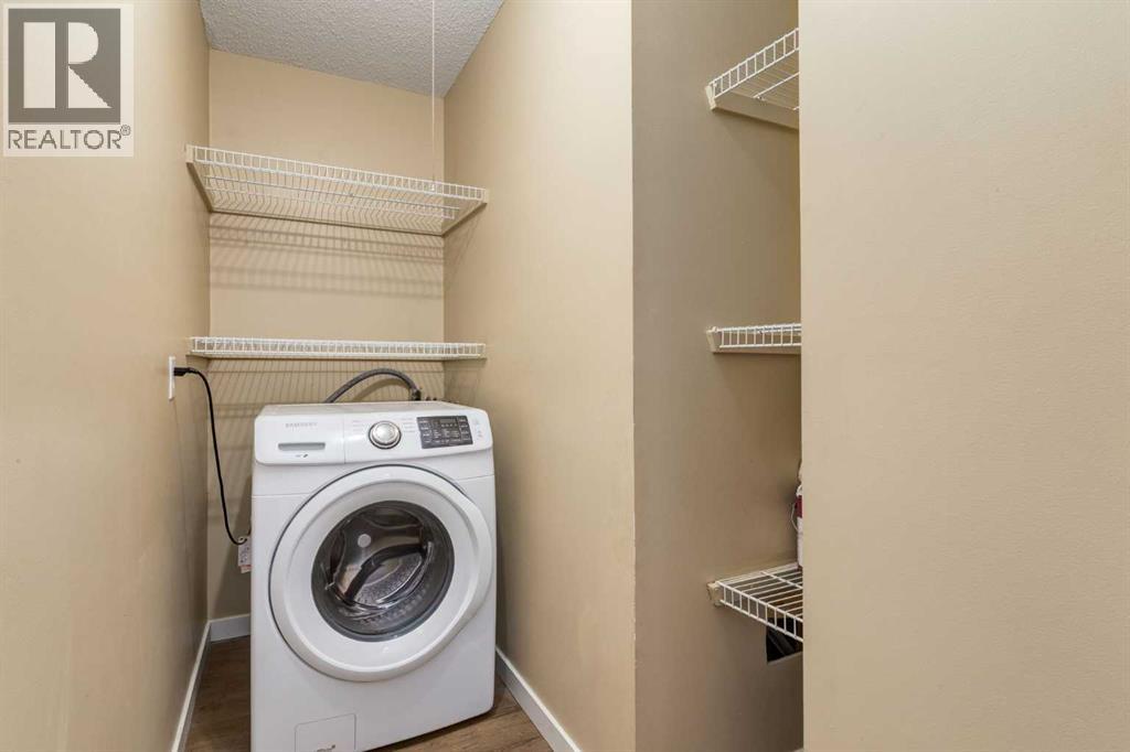 Single Family House for Sale in C  Dalton Drive NW Dalhousie Calgary 