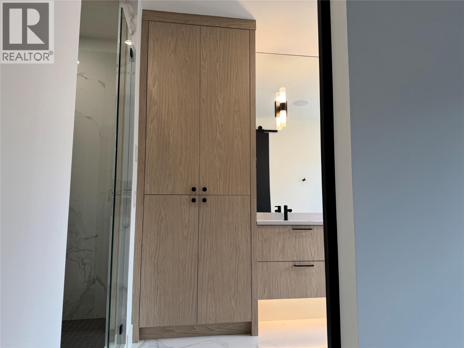  5533 Foothill Court, Kelowna