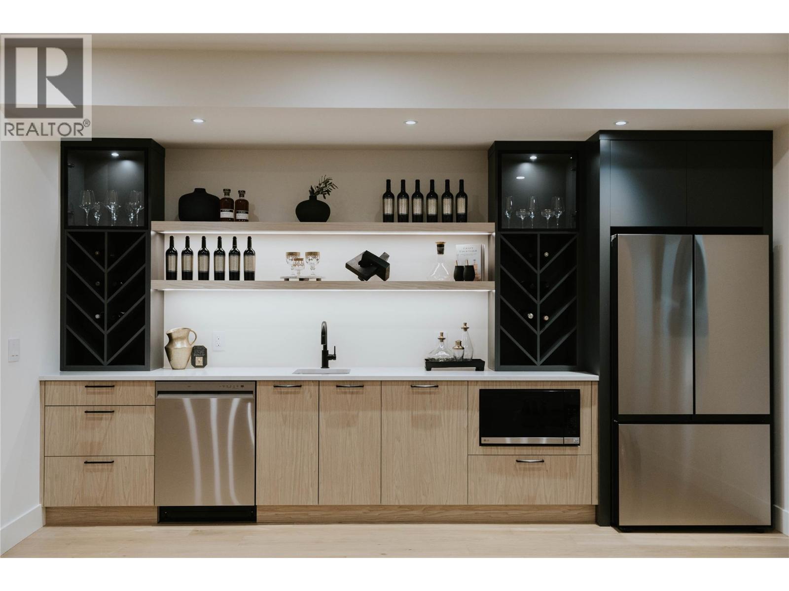  5533 Foothill Court, Kelowna